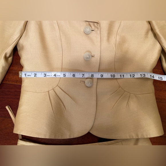 Tahari Gold Skirt Suit US 2 - Classy Wedding or Gala -Well cared for & loved - Picture 10 of 12